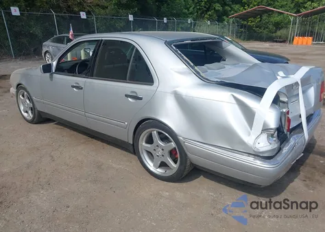 1999 Mercedes-Benz E 430 из США, поврежденный, VIN WDBJF70H2XA766591